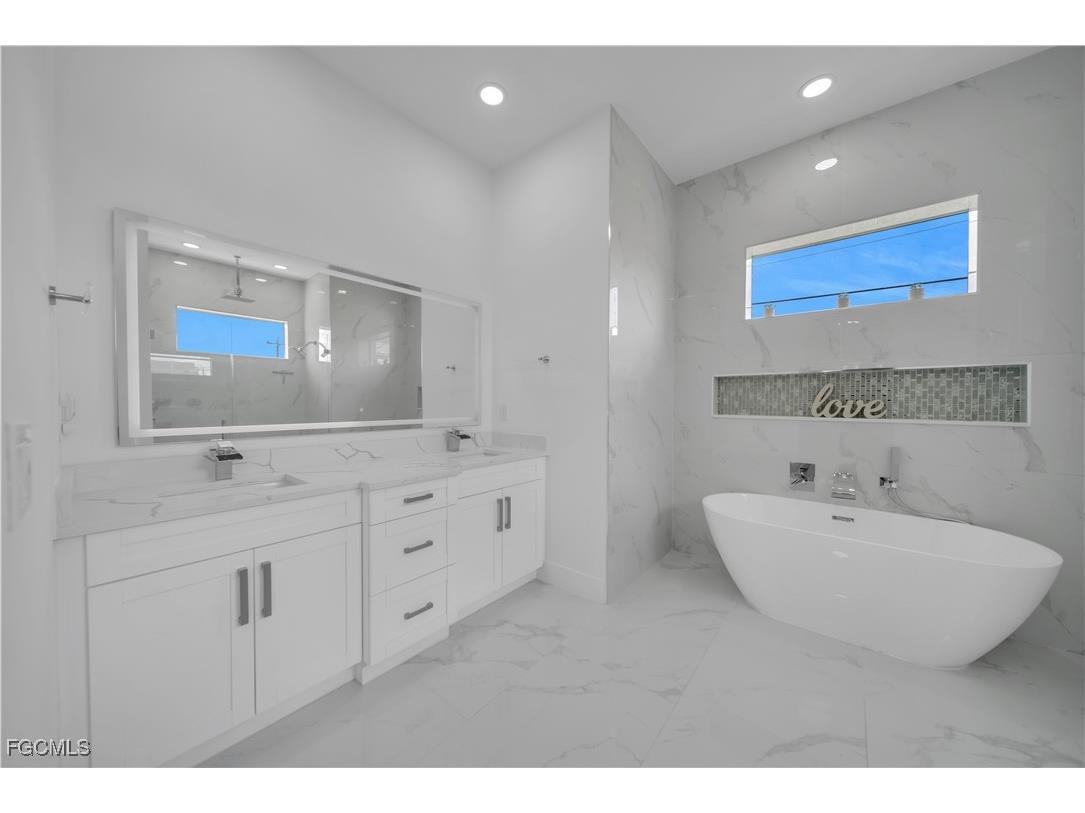 1106 Floyd Avenue S Lehigh Acres FL 33976 2025014819 image19