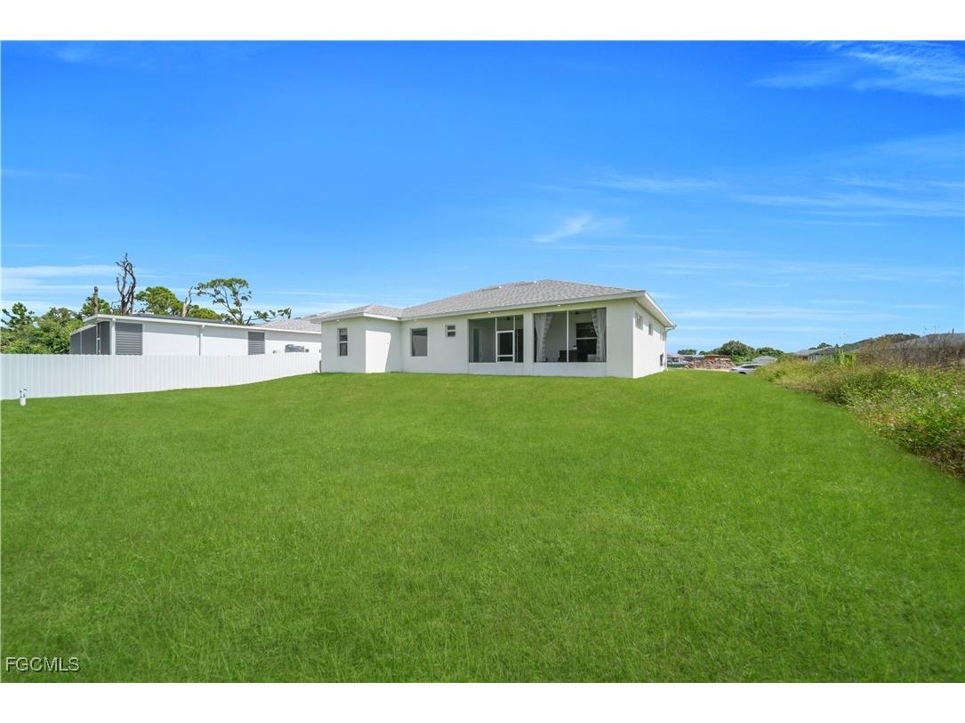 1106 Floyd Avenue S Lehigh Acres FL 33976 2025014819 image33
