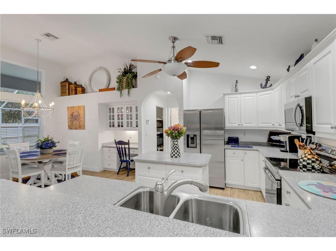 1106 Jardin Drive Naples FL 34104 225058232 image7