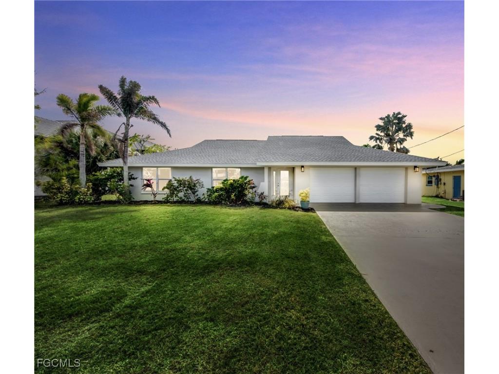 1106 Lorraine Court Cape Coral FL 33904 2025019161 image1