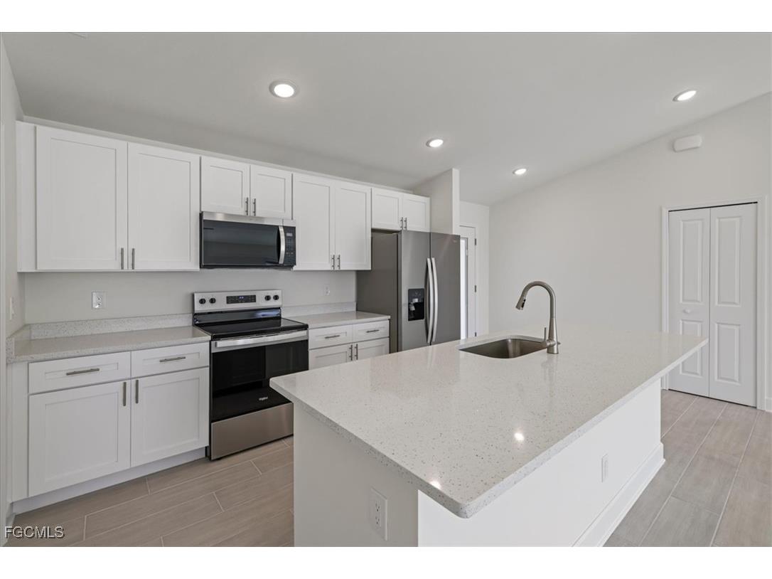 1106 NW 16th Terrace Cape Coral FL 33993 2025019037 image6