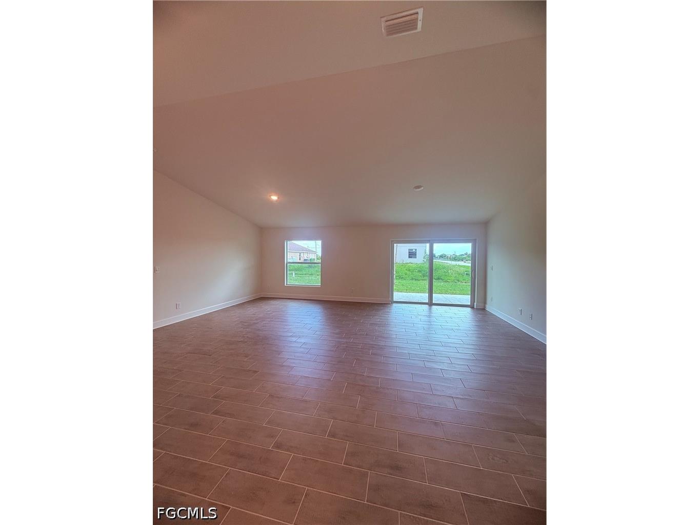 1106 NW 8th Place Cape Coral FL 33993 2026028406 image5