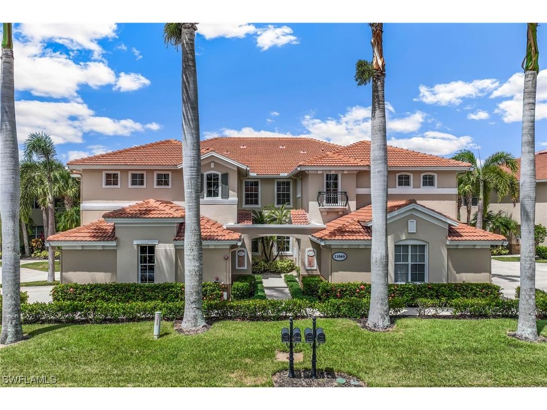 11060 Harbour Yacht Court #202 Fort Myers FL 33908 223053448 image1