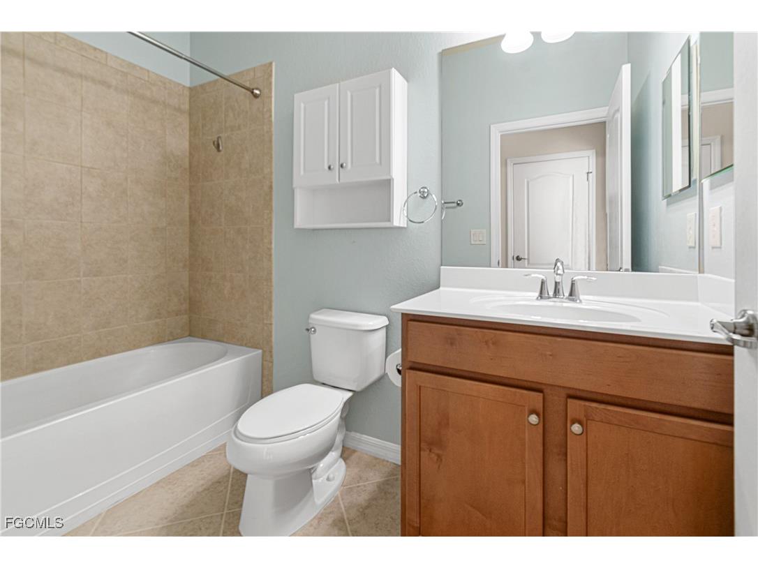 11064 Cherry Laurel Drive Fort Myers FL 33912 2025022850 image16