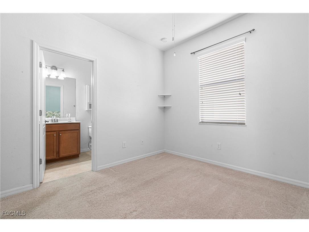 11064 Cherry Laurel Drive Fort Myers FL 33912 2025022850 image17