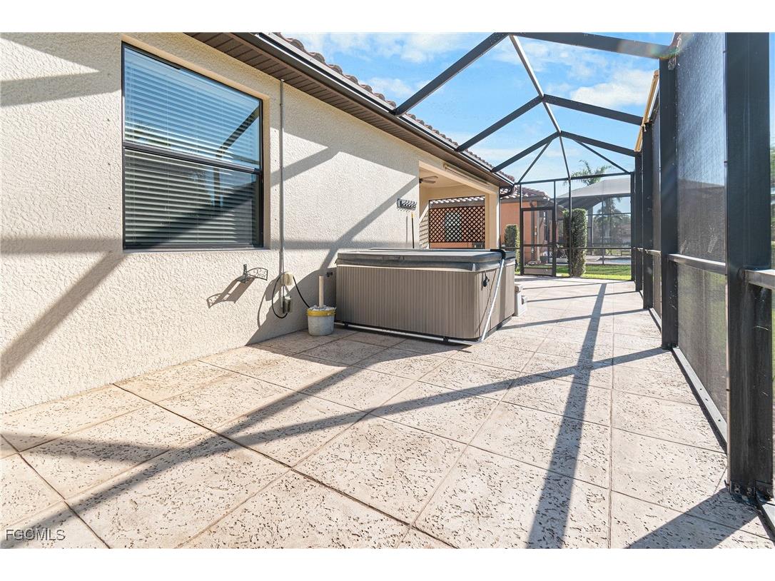 11064 Cherry Laurel Drive Fort Myers FL 33912 2025022850 image28