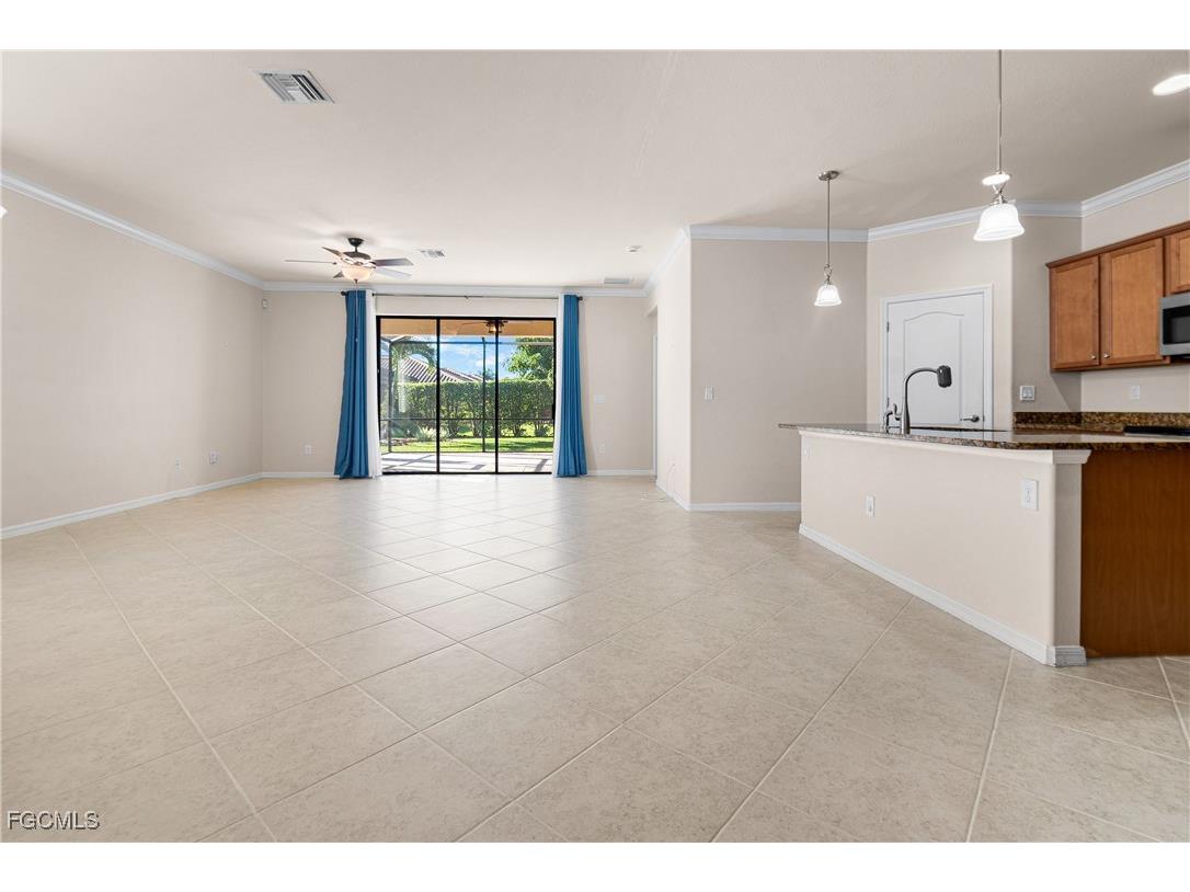 11064 Cherry Laurel Drive Fort Myers FL 33912 2025022850 image5