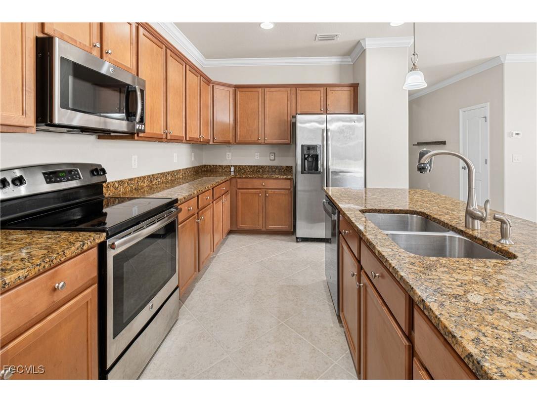 11064 Cherry Laurel Drive Fort Myers FL 33912 2025022850 image9