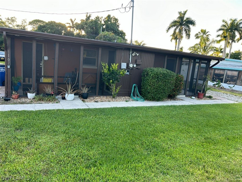 1107/1111 7th Way North Fort Myers FL 33903 224036802 image1