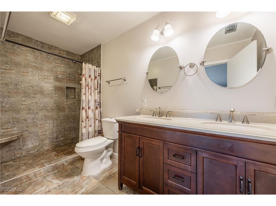 1107 E Anchor Lane Moore Haven FL 33471 2025008519 image14