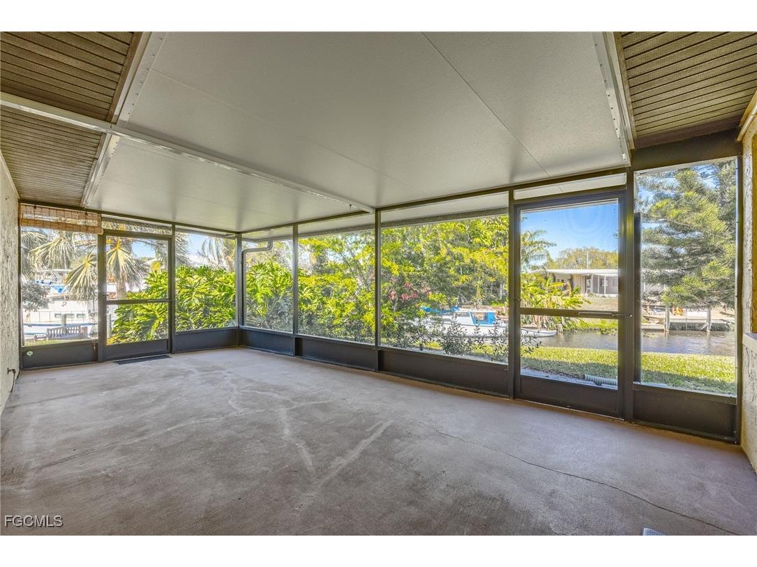 1107 E Anchor Lane Moore Haven FL 33471 2025008519 image20