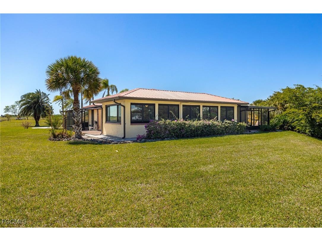 1107 E Anchor Lane Moore Haven FL 33471 2025008519 image21
