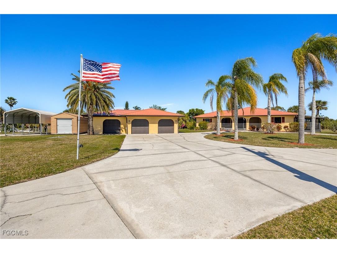 1107 E Anchor Lane Moore Haven FL 33471 2025008519 image5