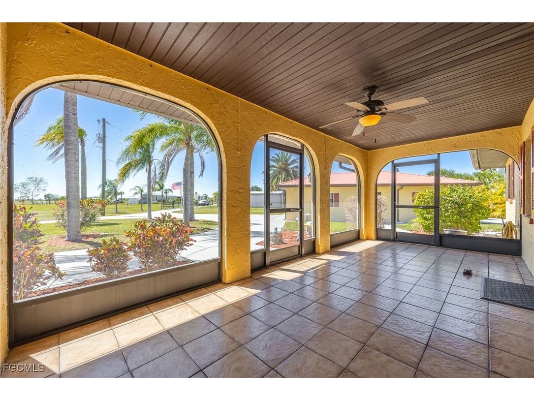 1107 E Anchor Lane Moore Haven FL 33471 2025008519 image8