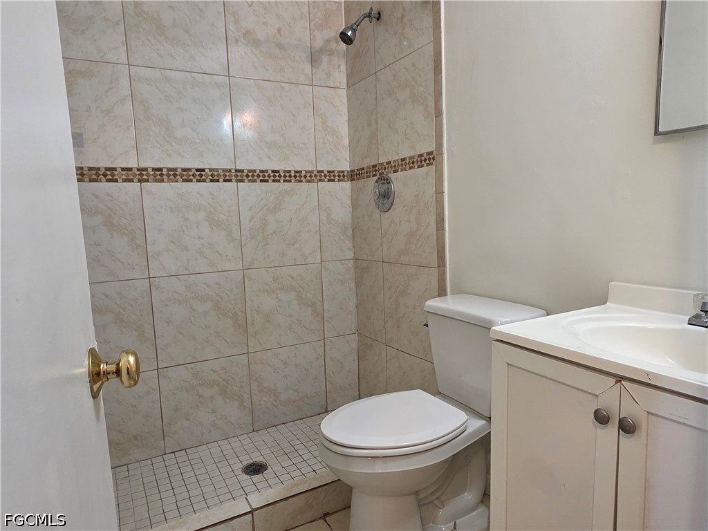 1107 S Loop Boulevard Lehigh Acres FL 33936 2026023614 image8