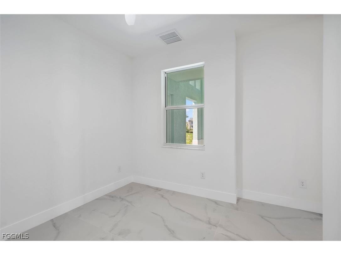 1107 SE 38th Street Cape Coral FL 33904 2026008139 image20