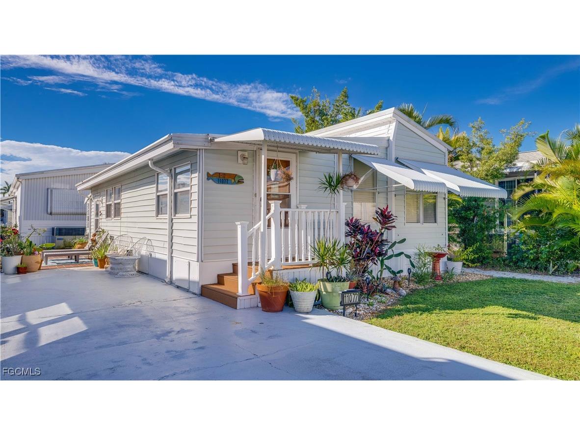 11077 Sunburst Lane Fort Myers FL 33908 2025018062 image1
