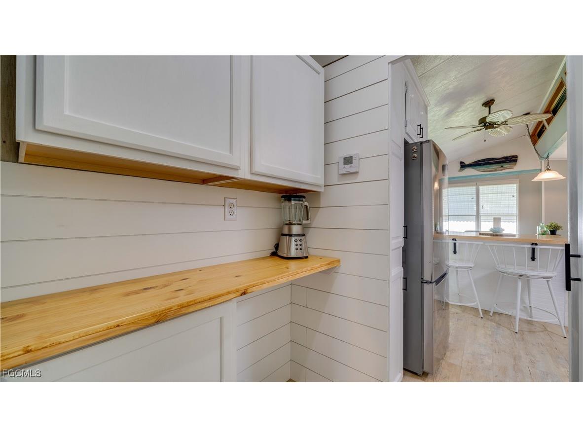 11077 Sunburst Lane Fort Myers FL 33908 2025018062 image15