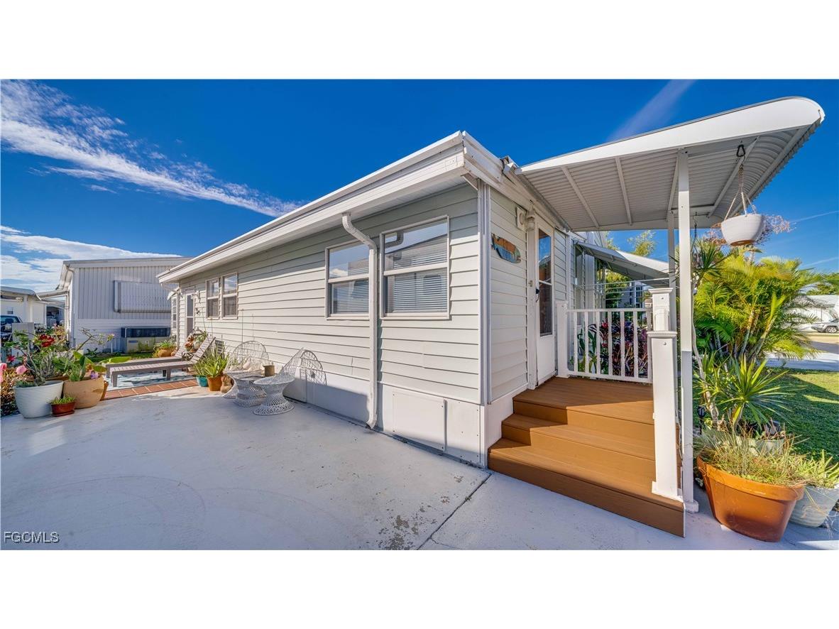 11077 Sunburst Lane Fort Myers FL 33908 2025018062 image2