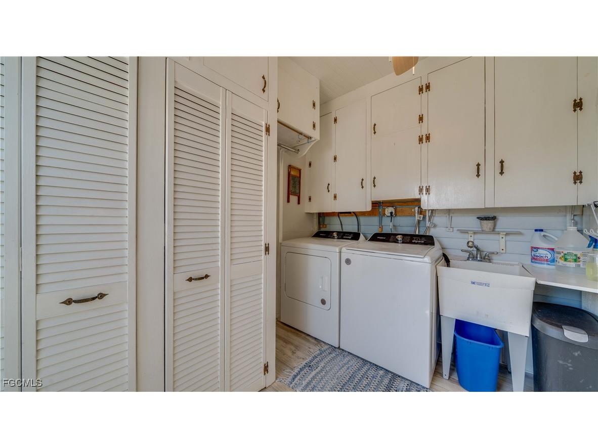 11077 Sunburst Lane Fort Myers FL 33908 2025018062 image23