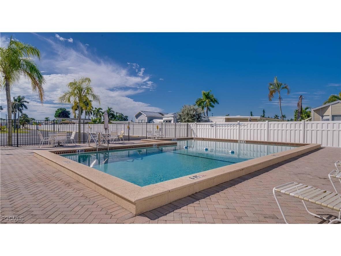 11077 Sunburst Lane Fort Myers FL 33908 2025018062 image29