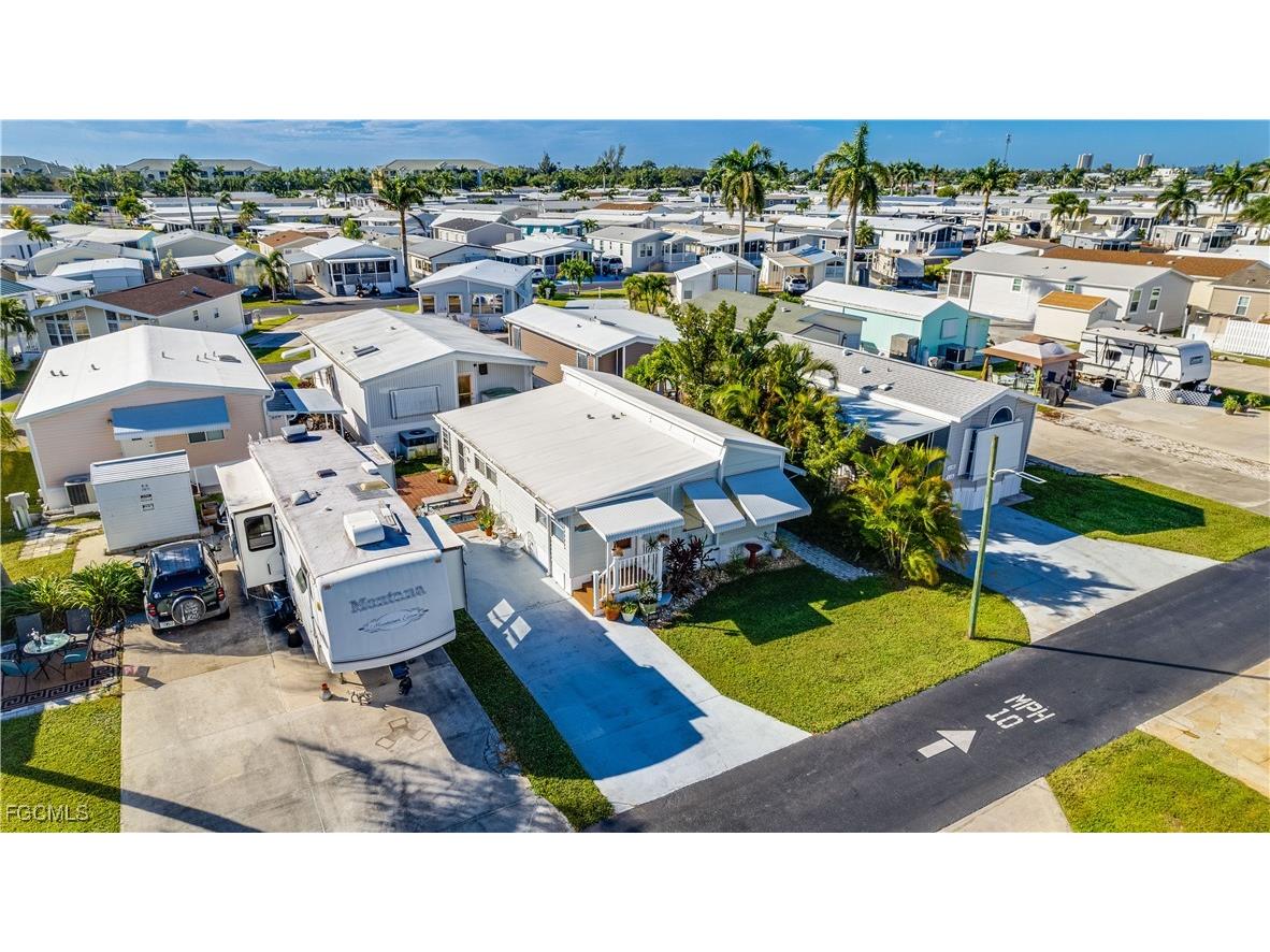 11077 Sunburst Lane Fort Myers FL 33908 2025018062 image37