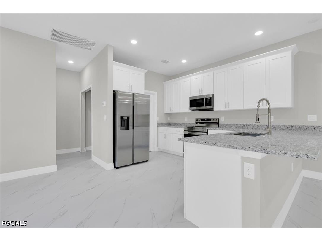 1108 Bainbridge Street Lehigh Acres FL 33974 2026026298 image8