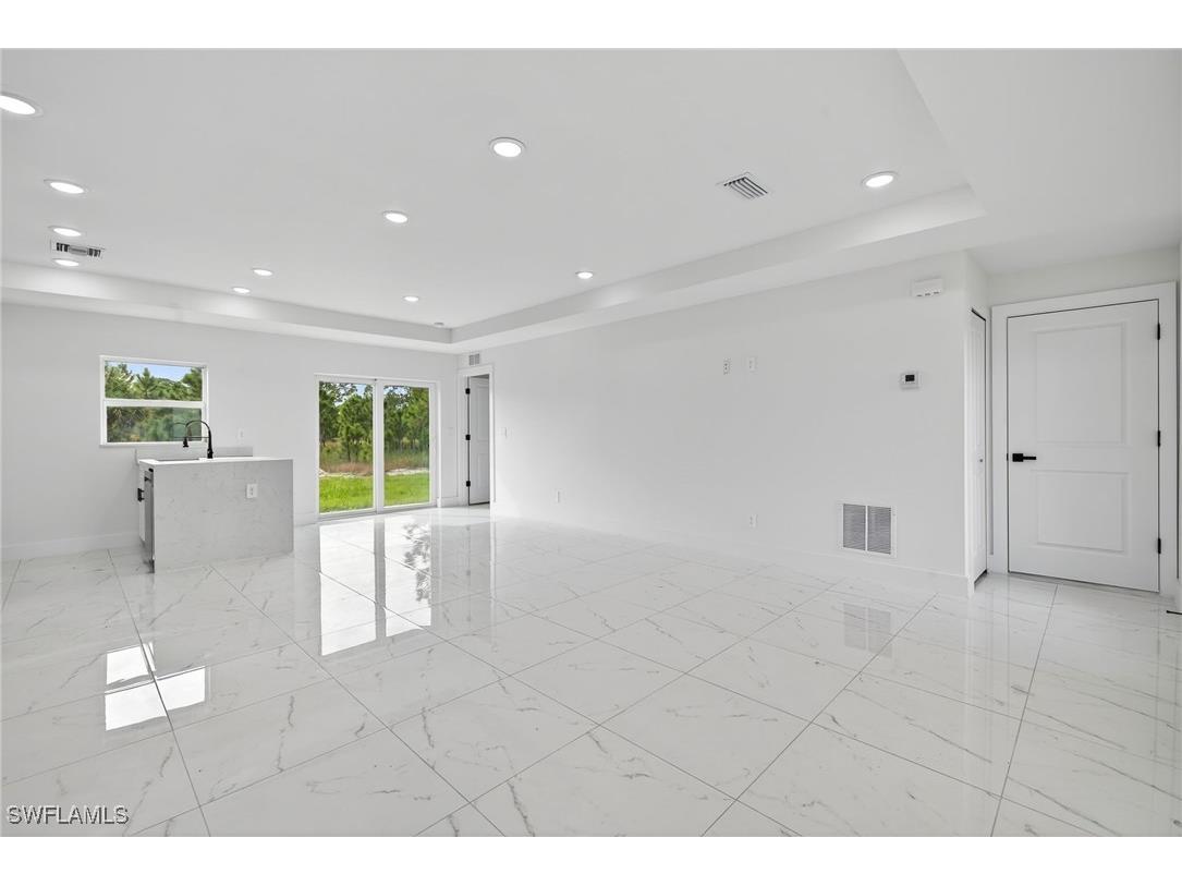 1108 Eauclaire Street E Lehigh Acres FL 33974 225081362 image3