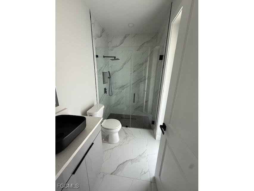 1108 NE 19th Terrace Cape Coral FL 33909 2025012028 image12