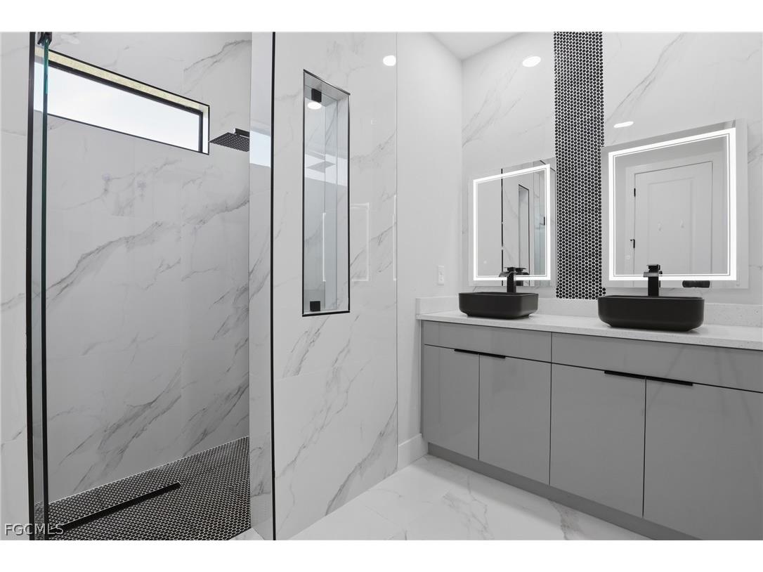 1108 NE 19th Terrace Cape Coral FL 33909 2026012009 image22