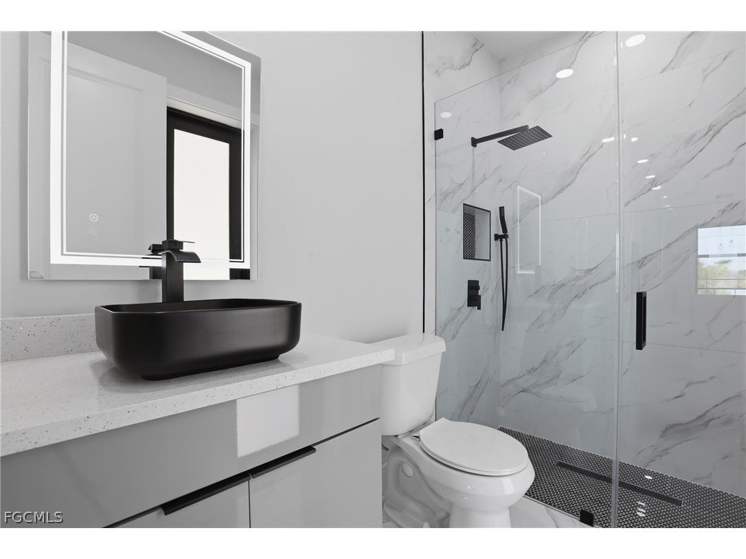 1108 NE 19th Terrace Cape Coral FL 33909 2026012009 image25