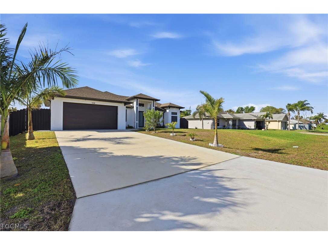 1108 NE 19th Terrace Cape Coral FL 33909 2026012009 image3