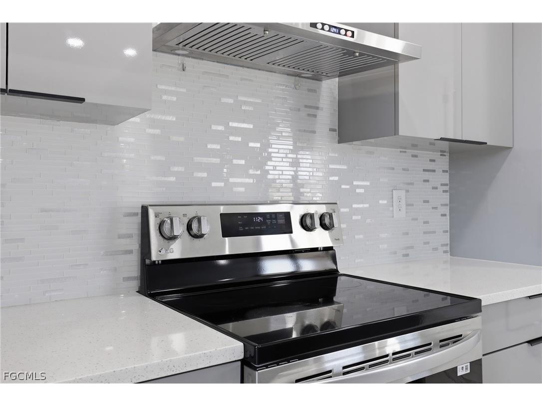 1108 NE 19th Terrace Cape Coral FL 33909 2026012009 image32