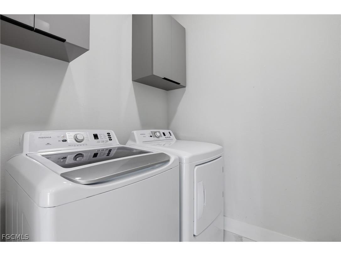 1108 NE 19th Terrace Cape Coral FL 33909 2026012009 image6