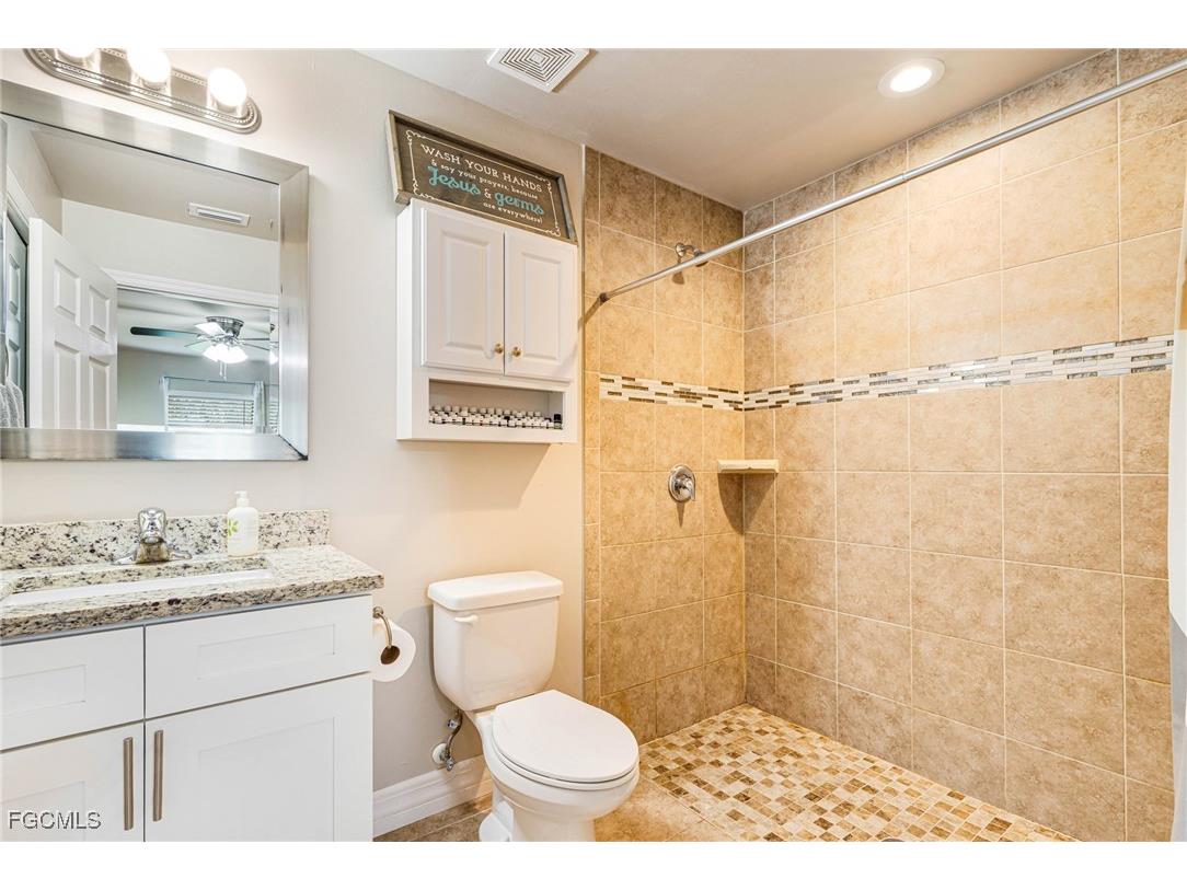 1108 SW 11th Avenue Cape Coral FL 33991 2025010750 image24