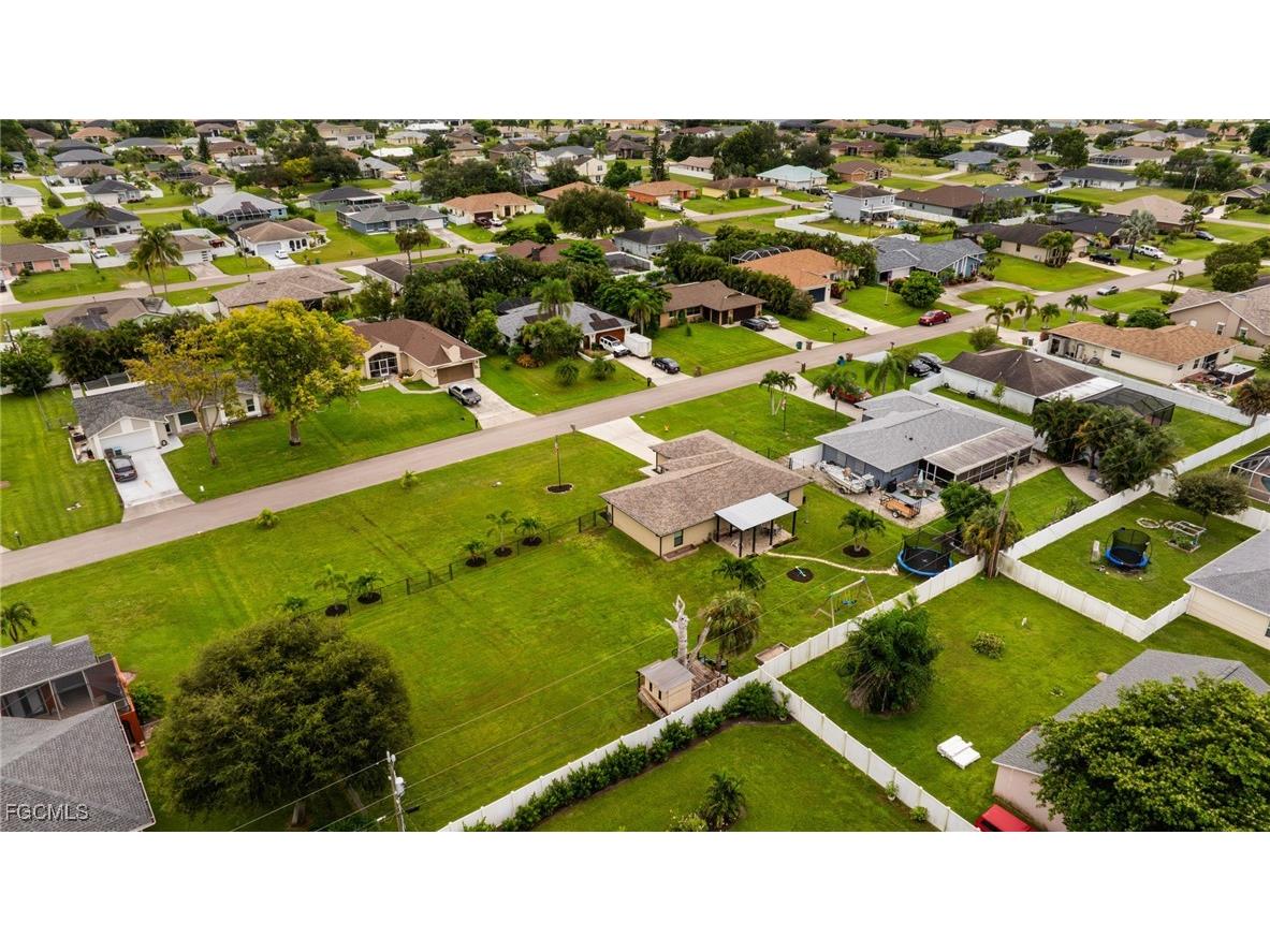 1108 SW 11th Avenue Cape Coral FL 33991 2025010750 image42
