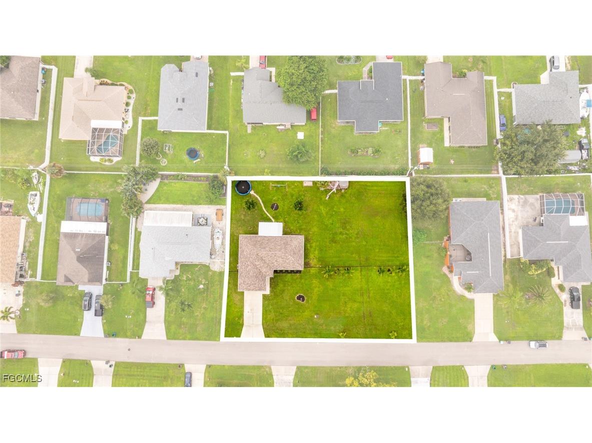 1108 SW 11th Avenue Cape Coral FL 33991 2025010750 image43