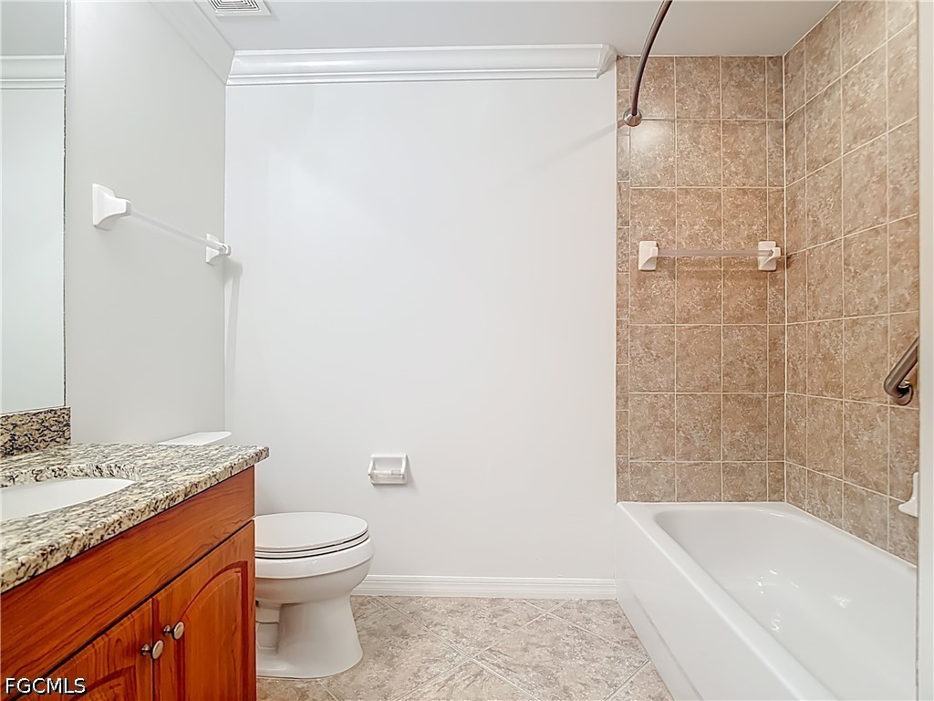 1108 Winding Pines Circle #104 Cape Coral FL 33909 2026013632 image22