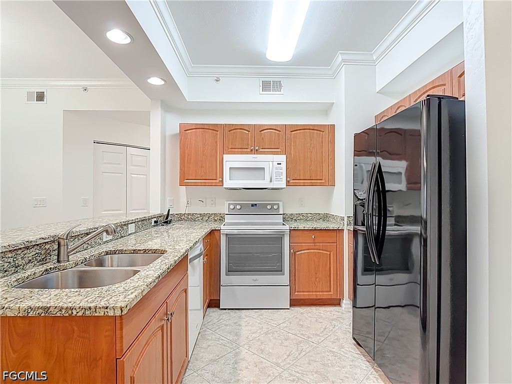 1108 Winding Pines Circle #104 Cape Coral FL 33909 2026013632 image5