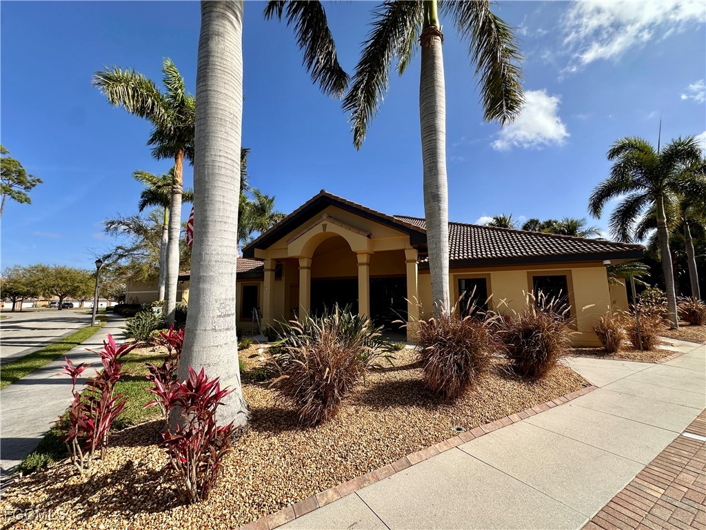 1108 Winding Pines Circle #203 Cape Coral FL 33909 2025017579 image36