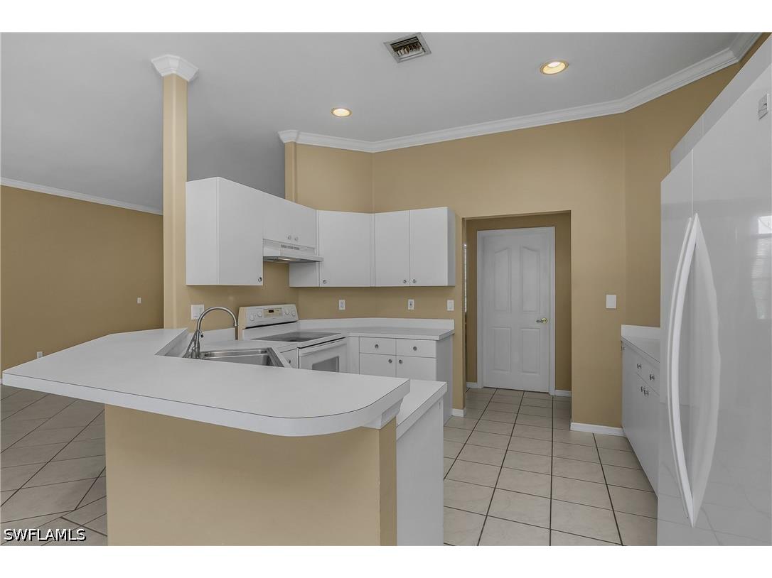 11082 Lakeland Circle Fort Myers FL 33913 226024615 image12