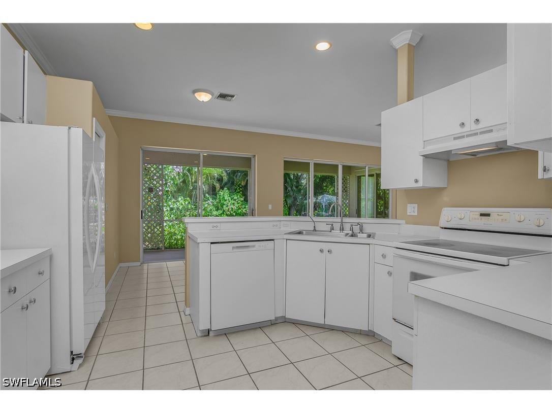 11082 Lakeland Circle Fort Myers FL 33913 226024615 image13