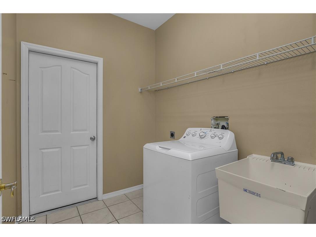 11082 Lakeland Circle Fort Myers FL 33913 226024615 image17