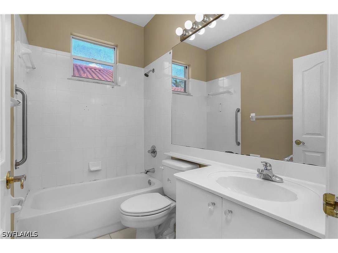 11082 Lakeland Circle Fort Myers FL 33913 226024615 image25