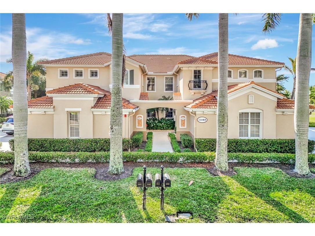 11089 Harbour Yacht Court #3 Fort Myers FL 33908 226003951 image1