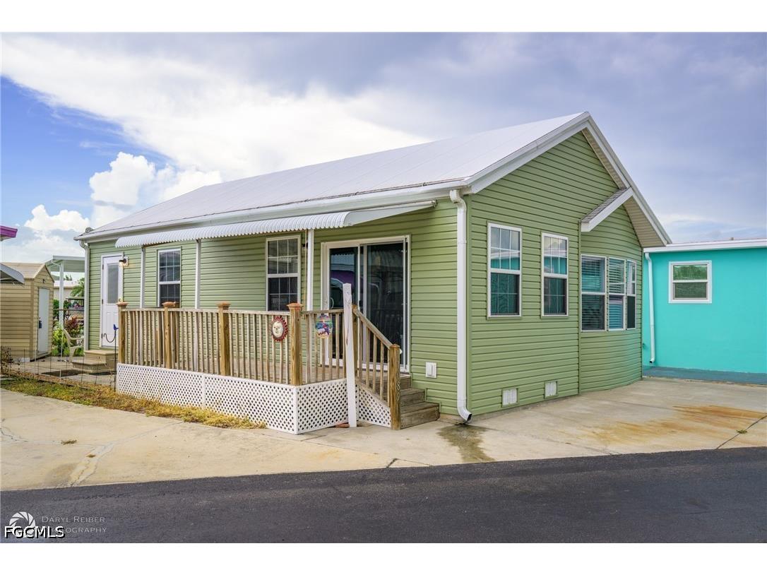 11089 Sunglow Lane Fort Myers FL 33908 2026016097 image1