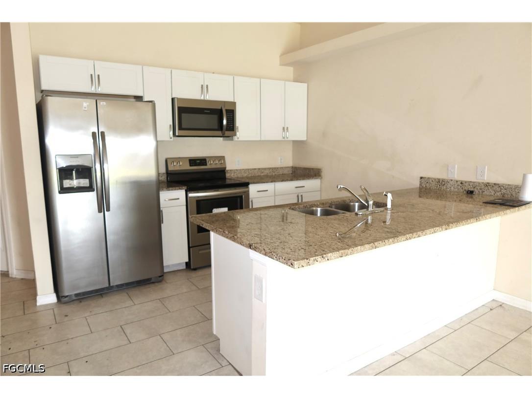 1109 Andalusia Boulevard Cape Coral FL 33909 2026018503 image2