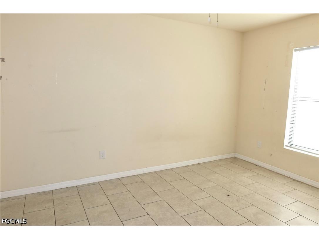 1109 Andalusia Boulevard Cape Coral FL 33909 2026018503 image7
