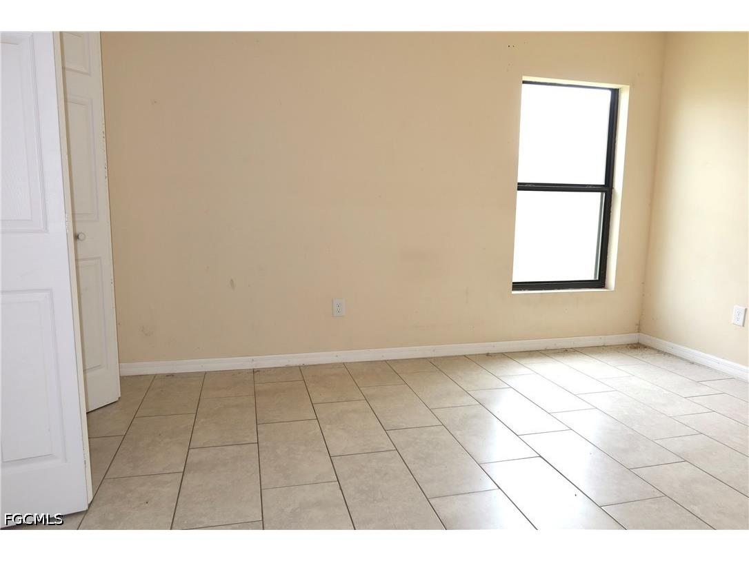 1109 Andalusia Boulevard Cape Coral FL 33909 2026018503 image9