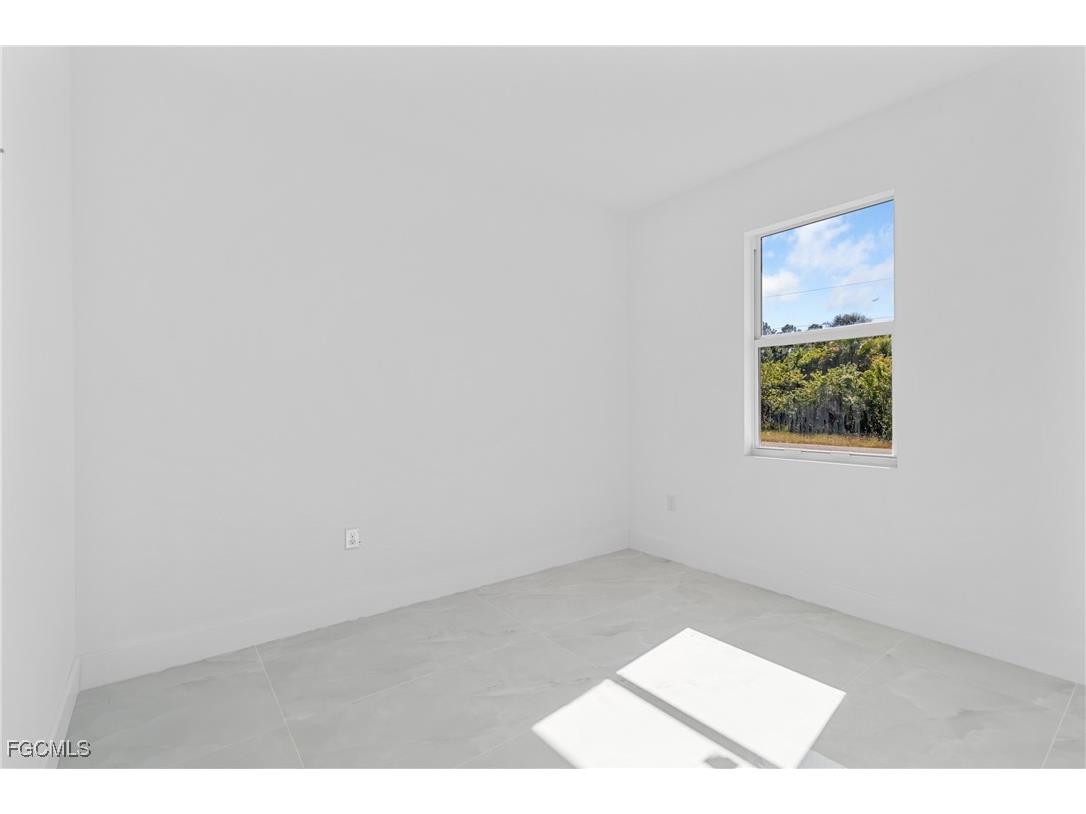 1109 Cumming Street E Lehigh Acres FL 33974 2025021333 image10